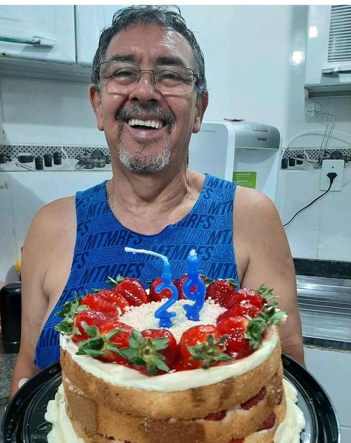 Dono de pizzaria morre de covid-19