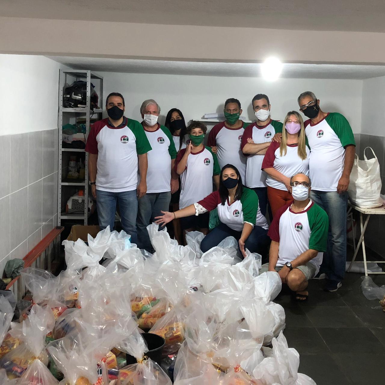 Instituto Casa Tricolor realiza ação solidária de Páscoa e beneficia 200 famílias