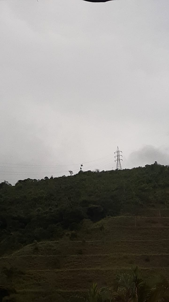 Frente fria provoca chuva e queda na temperatura