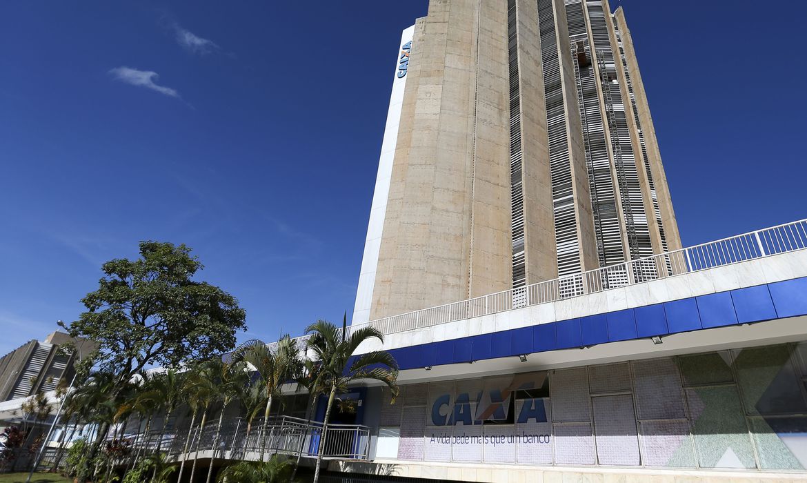 Auxílio emergencial é pago a beneficiários do Bolsa Família com NIS 6