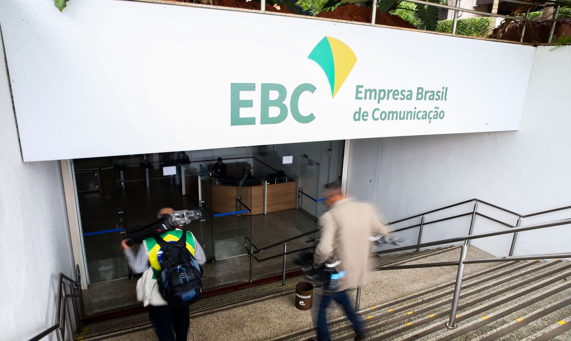 EBC prorroga inscrições para processo seletivo de estágio