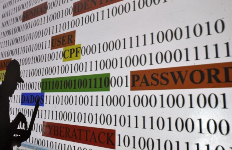 Saiba o que é o&nbsp;stalking&nbsp;e como se defender