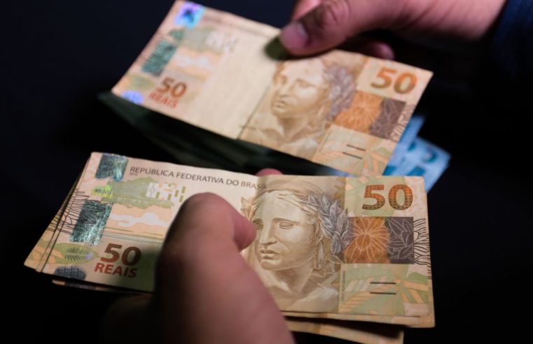 Governo estima déficit primário de R$ 170,47 bi em 2022