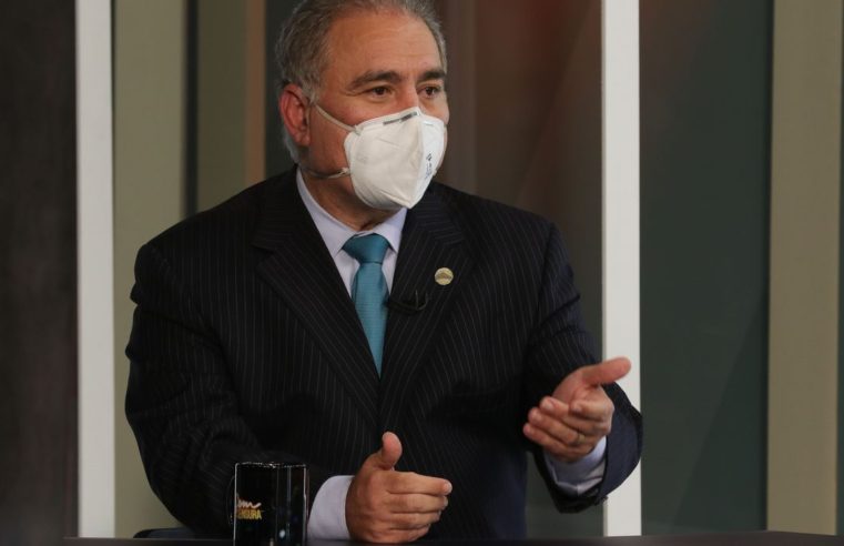 Queiroga faz apelo para que vacinados não deixem de tomar segunda dose