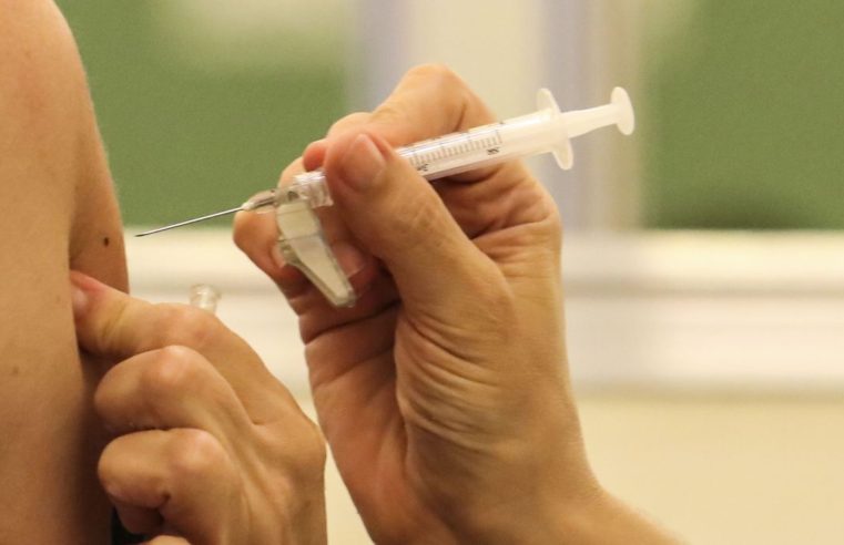 Campanha de vacinação contra a gripe começa na segunda-feira (12)