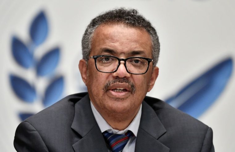 Diretor da OMS pede que países forneçam mais vacinas a países pobres