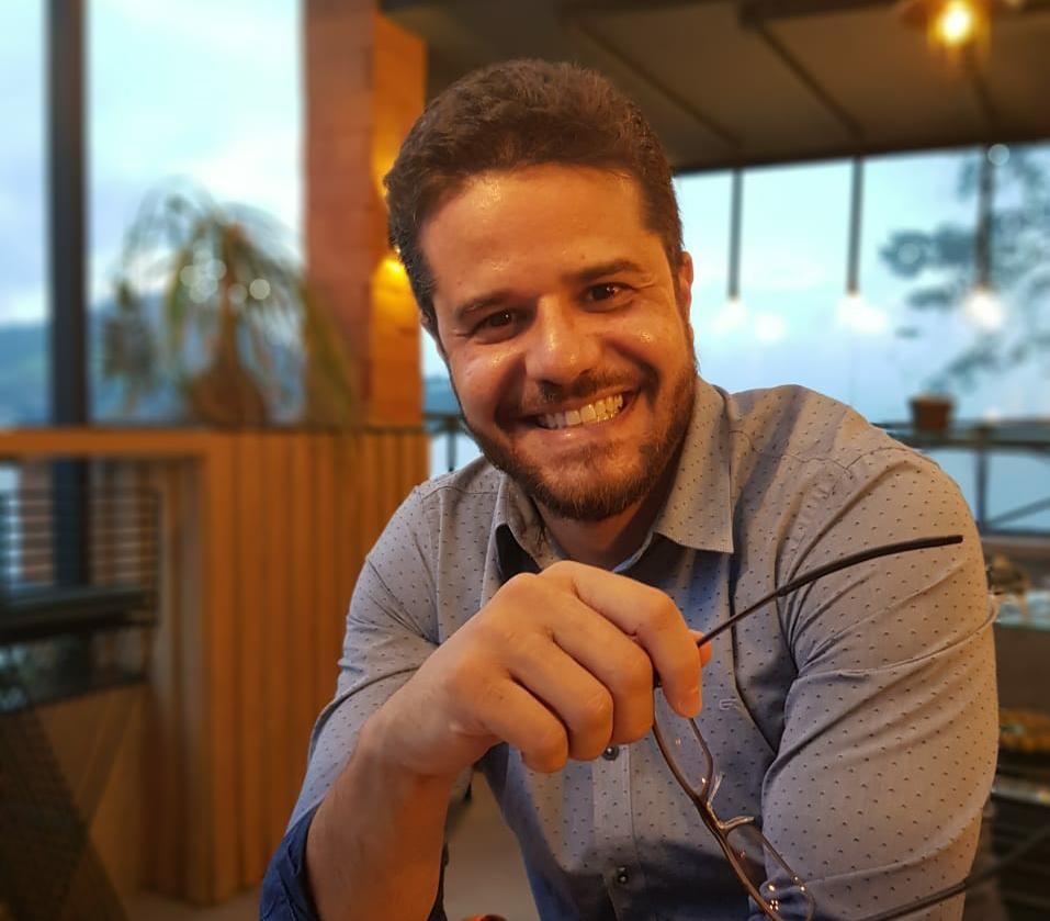 Depressão, tristeza e falta de ânimo podem ser sintomas de deficiência dos chamados “hormônios da felicidade”