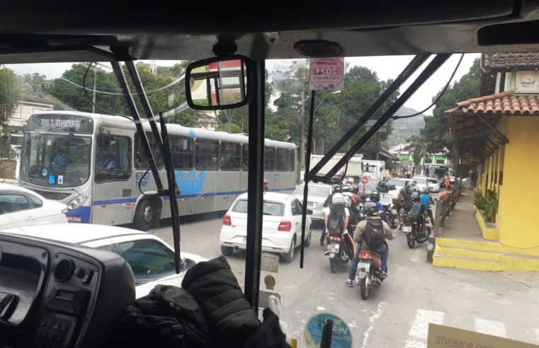 Obras viárias do DNIT na União e Indústria dificultam cumprimento dos horários dos ônibus