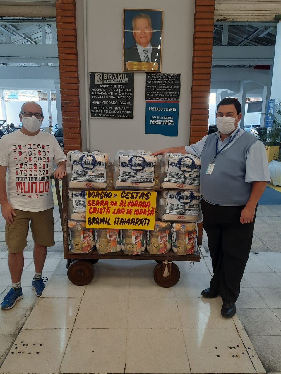 Bramil Supermercados doa mais de 100 cestas básicas nesta sexta-feira (21)