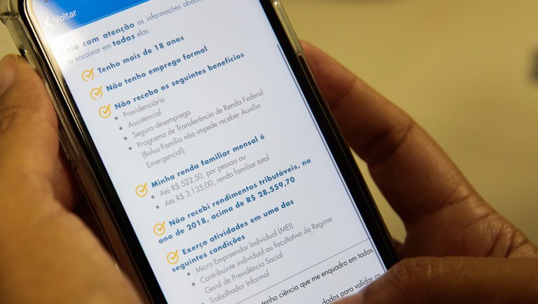 Devoluções do Auxílio Emergencial somam quase R$ 5 bilhões em 2021