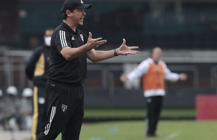Novo técnico do Santos, Diniz estreará contra Boca Juniors na terça