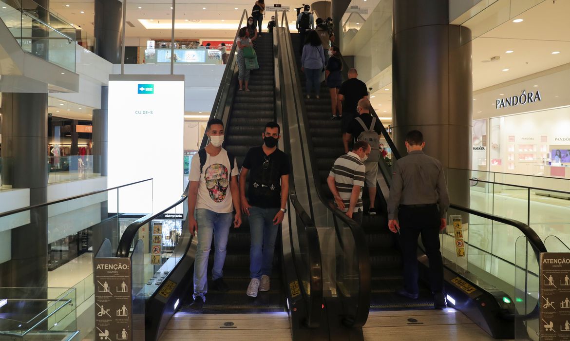 Franca e Ribeirão Preto estendem medidas restritivas contra covid-19