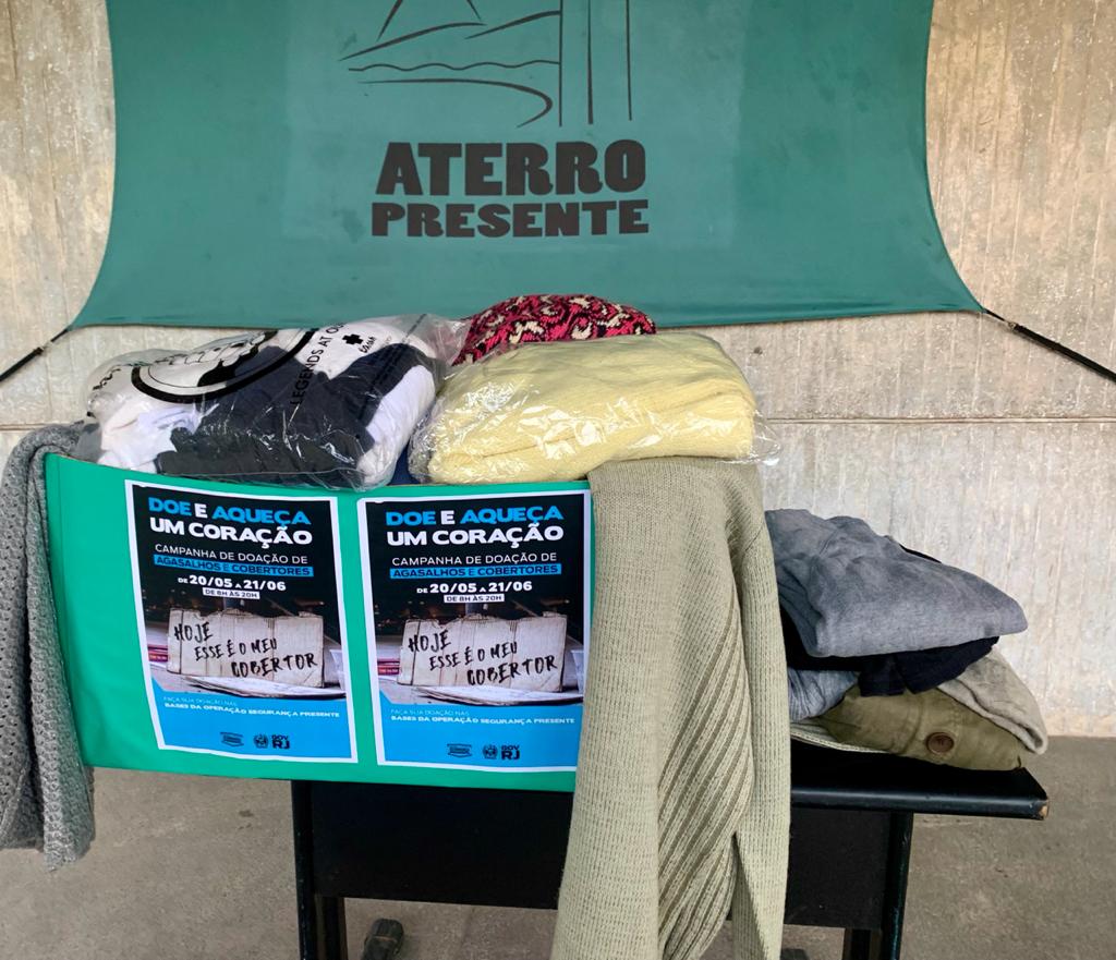 No final de semana mais frio do ano, Segurança Presente intensifica Campanha do Agasalho