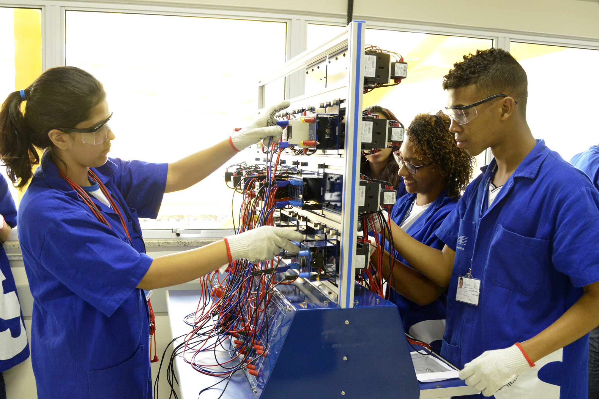 Qualificação profissional: Firjan SENAI Petrópolis abre turmas para quatro modalidades de cursos técnicos