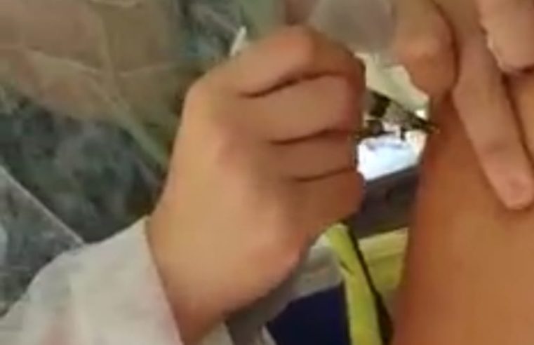 Vacinação contra covid-19 continua em Petrópolis