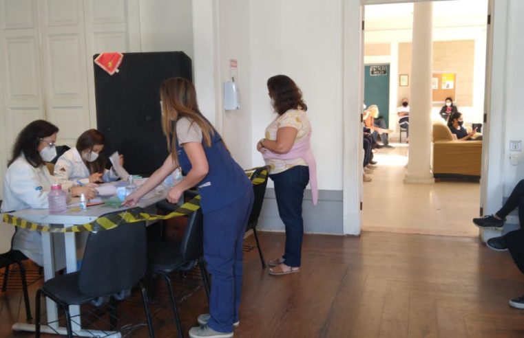 Profissionais da Educação terão mais um ponto para vacinação contra a covid-19