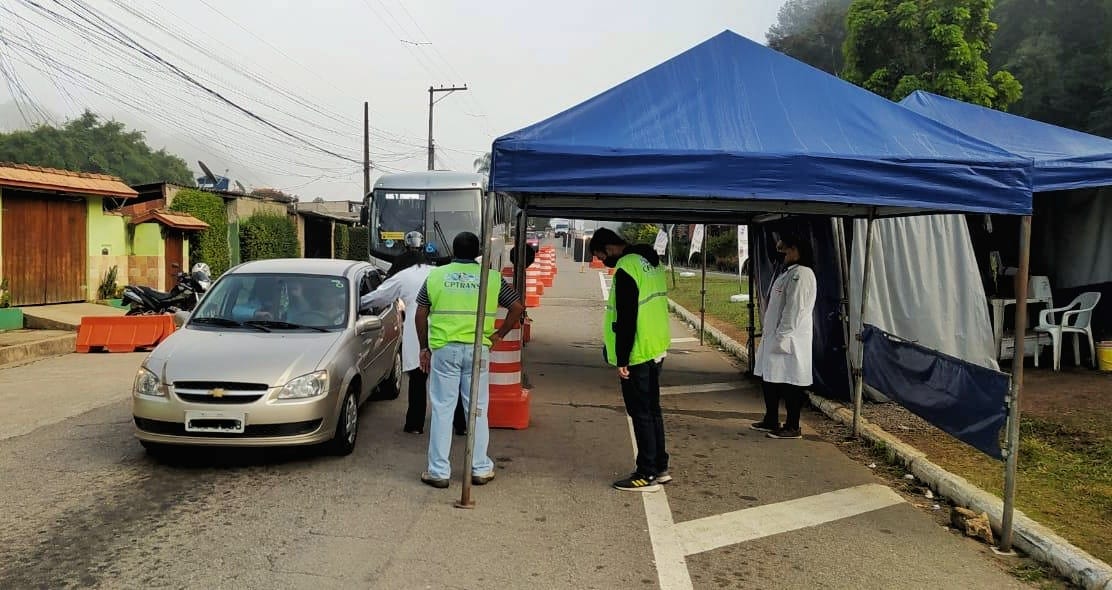 Barreiras Sanitárias: fiscalização impediu a entrada de 1.316 veículos