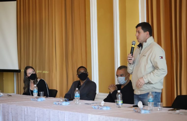 Semana do Jovem Empreendedor é aberta pela Prefeitura