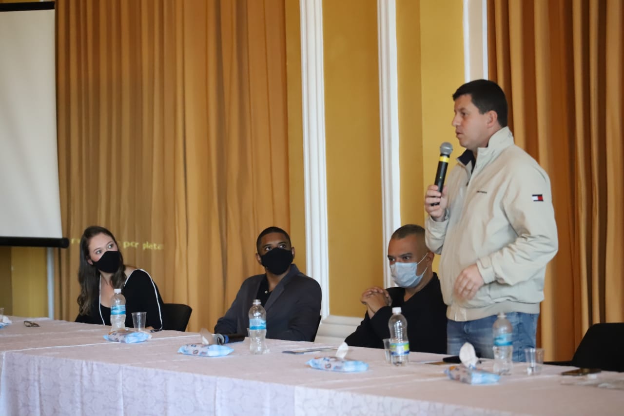 Semana do Jovem Empreendedor é aberta pela Prefeitura