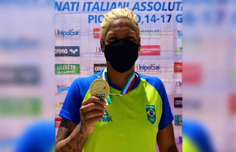 Ana Marcela é ouro no Campeonato Italiano Absoluto de Águas Abertas