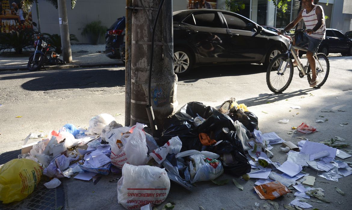 São Paulo promove ações de incentivo ao descarte correto de lixo