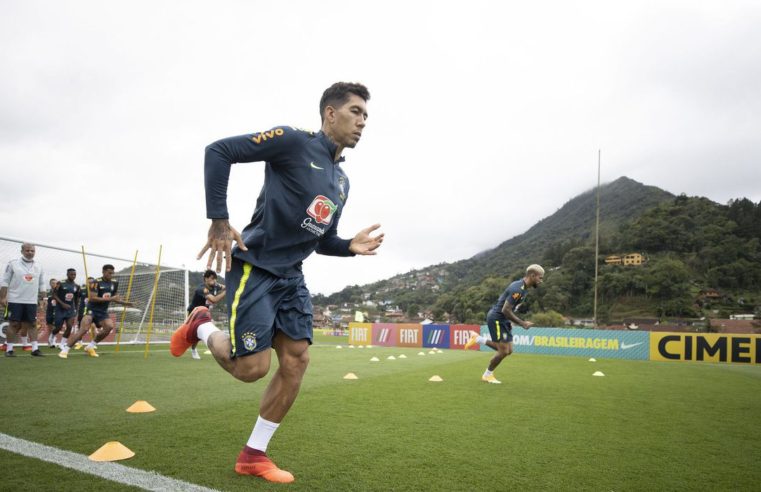 Eliminatórias: seleção faz último treino antes de viagem para o RS