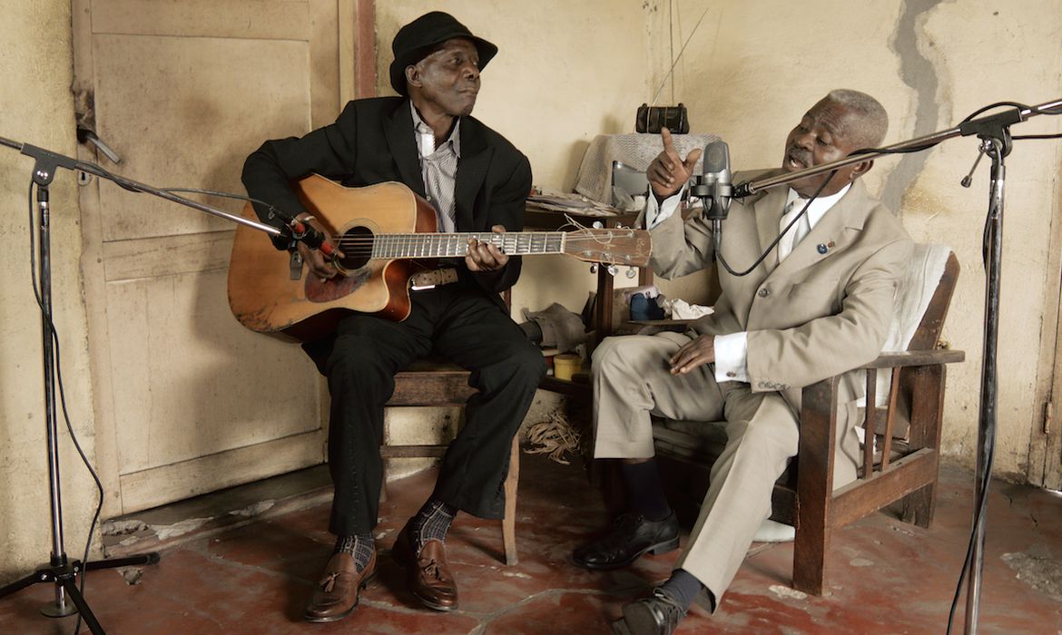 Festival começa amanhã e terá 50 documentários musicais