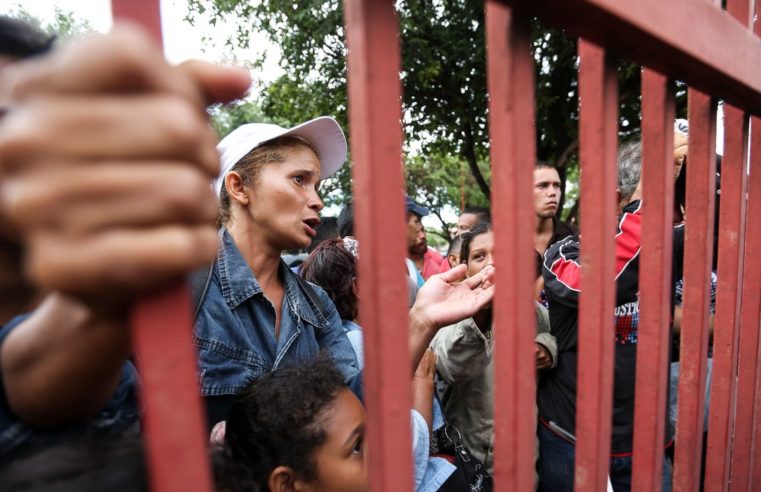 Live e exposição no metrô de São Paulo marcam Dia Mundial do Refugiado
