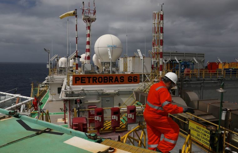 Petrobras assina acordo no pré-sal da Bacia de Santos