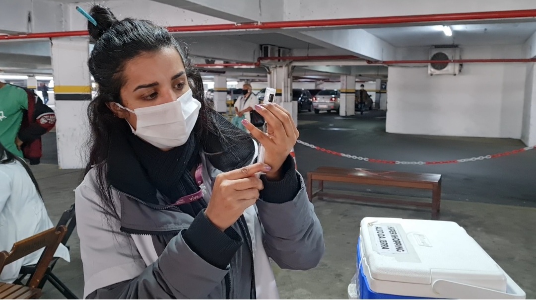 Vacinação contra a covid-19: cadastro para pessoas a partir de 43 anos