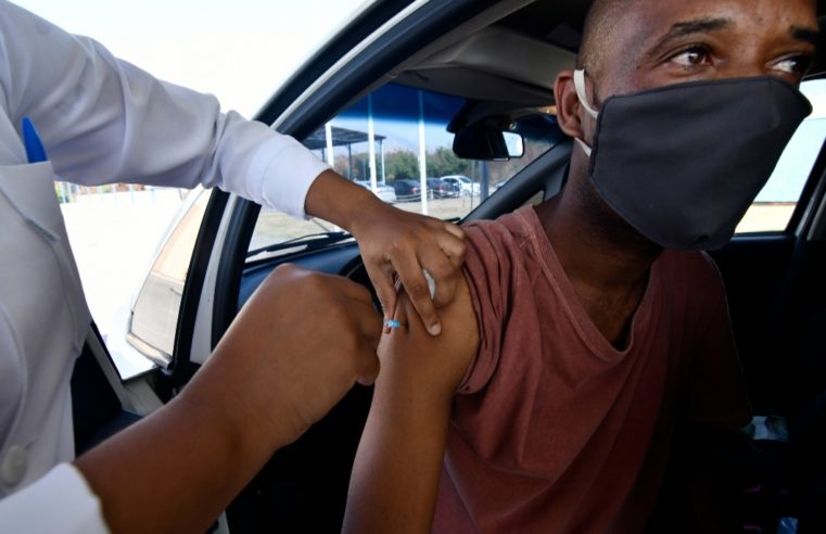 Nova Iguaçu vai vacinar pessoas de 35 e 36 anos esta semana