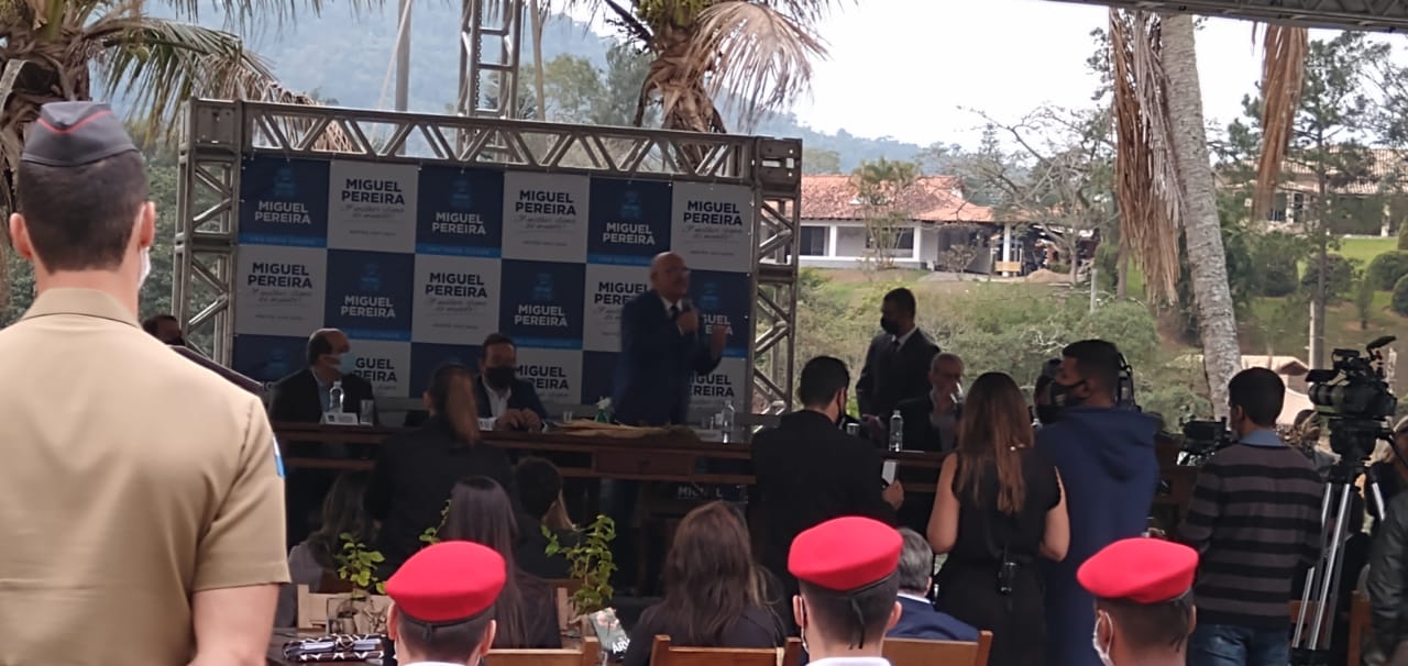 Petrópolis marca presença no Fórum de Educação e Atendimento Técnico do FNDE