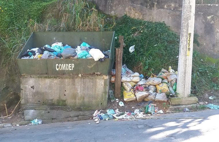 Falta de coleta de lixo incomoda moradores da Rua Waldemar Ferreira da Silva