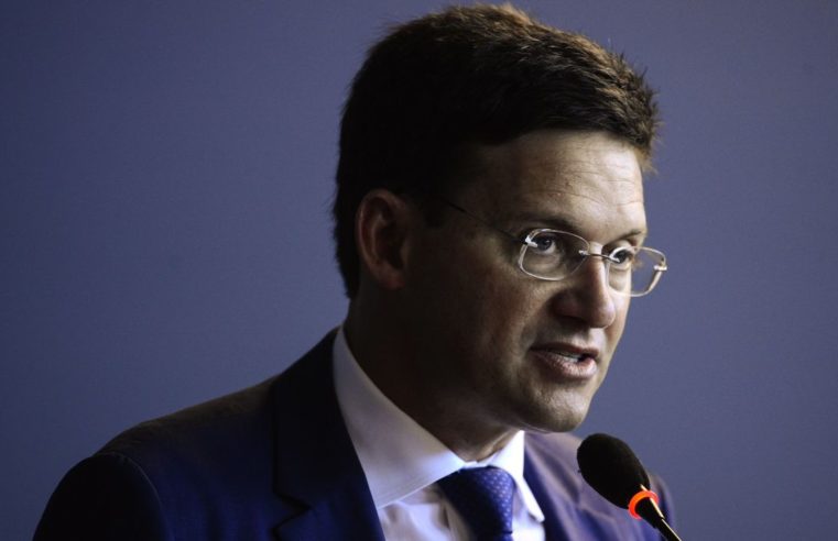 MP com novo programa social sai no início de agosto, diz ministro