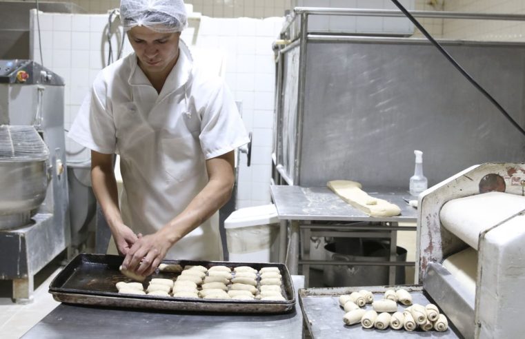 Setor de serviços cresce 1,2%, diz pesquisa do IBGE