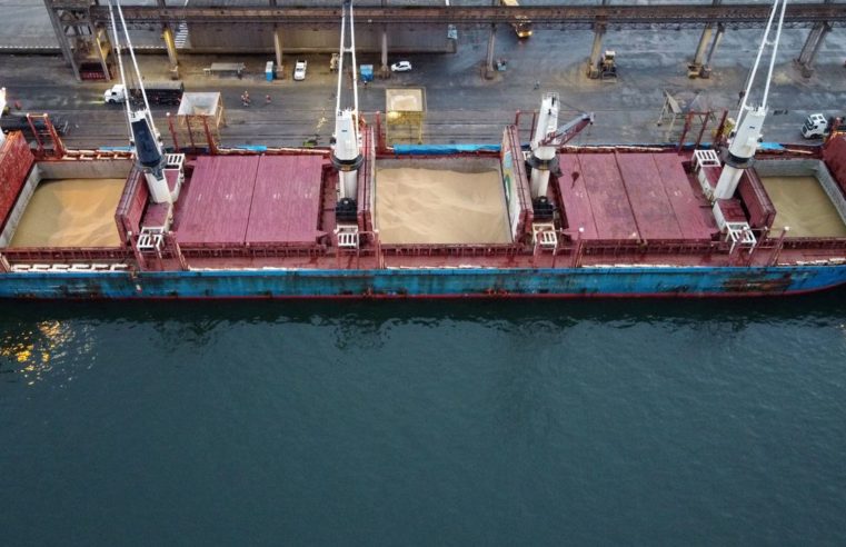 Covid-19: embarcações são isoladas após tripulação testar positivo