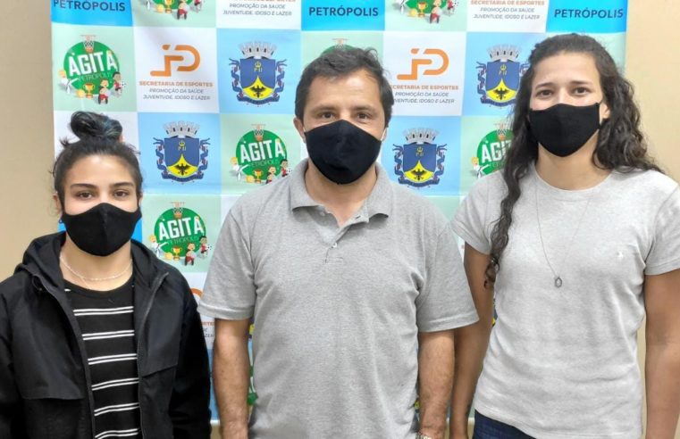 Duas atletas petropolitanas de jiu-jitsu estão se preparando para o Campeonato Brasileiro da CBJJ