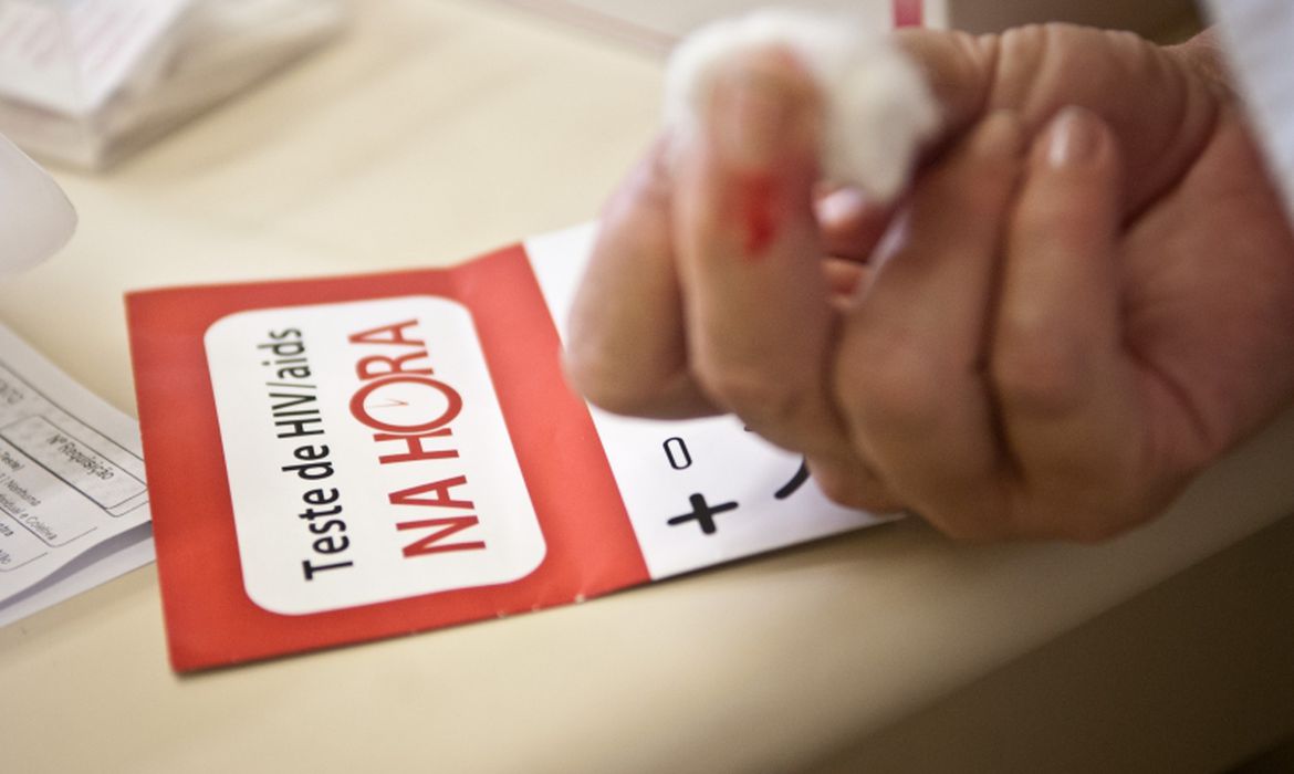 USP participará de rede global para encontrar a cura do HIV