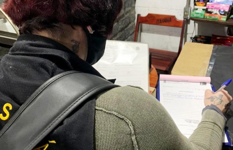 Prefeitura lacra um estabelecimento e multa outros 3 por descumprimento das regras sanitárias contra a Covid-19