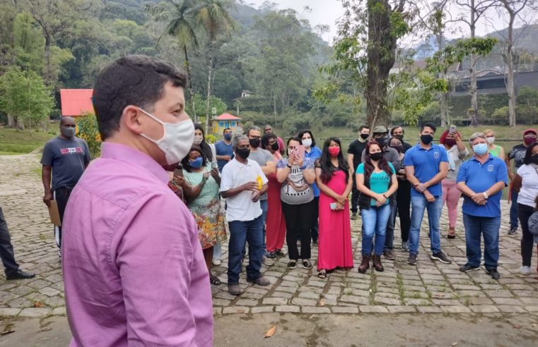 Ação de sensibilização para celebrar o Dia Internacional do Turismo é promovida em Petrópolis
