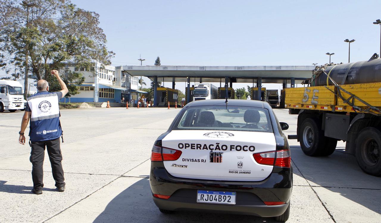 Operação Foco completa um mês com mais de 17 toneladas de produtos apreendidas