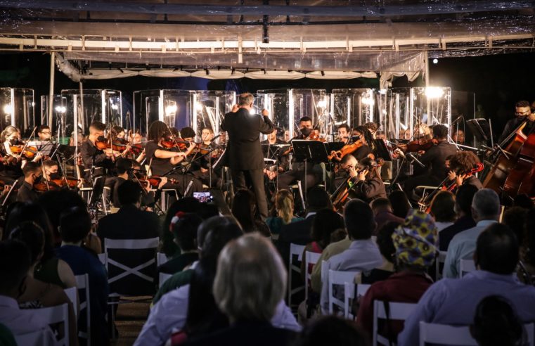 Três Rios: vereadora Jaqueline Costa participa de concerto que celebrou Independência Mexicana