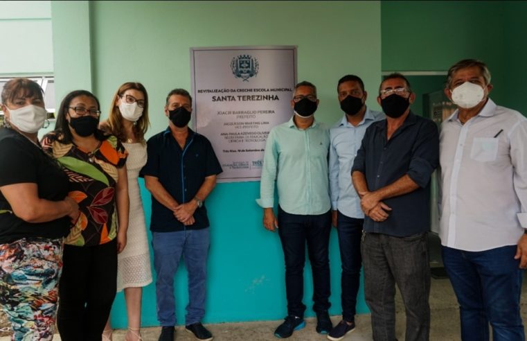 Três Rios: cerimônia de entrega da revitalização da Creche Escola Municipal Santa Terezinha, em Bemposta, foi nesta sexta-feira (10)