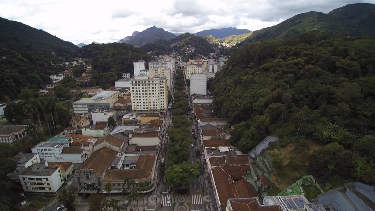 Decretos com medidas de enfrentamento são prorrogados em Petrópolis