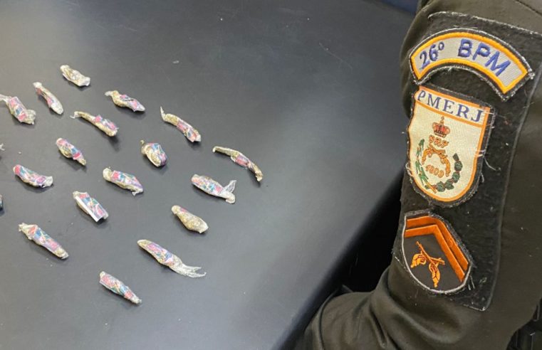 PM apreende adolescente com drogas no Bela Vista