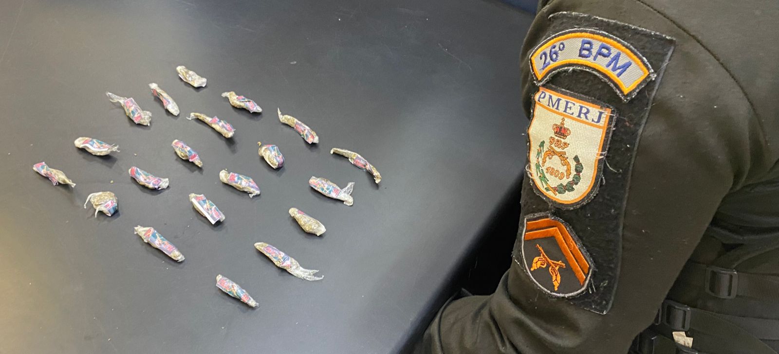 PM apreende adolescente com drogas no Bela Vista