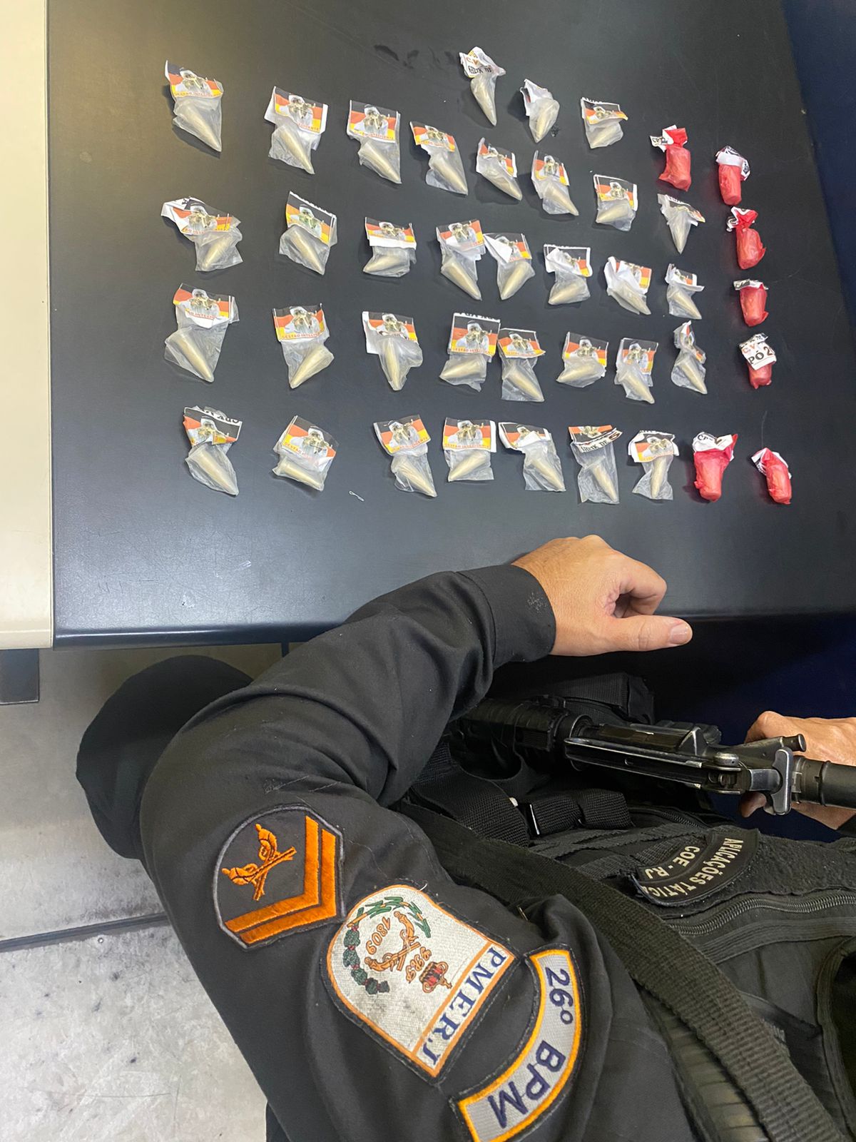 Homem é preso por tráfico de drogas no Retiro