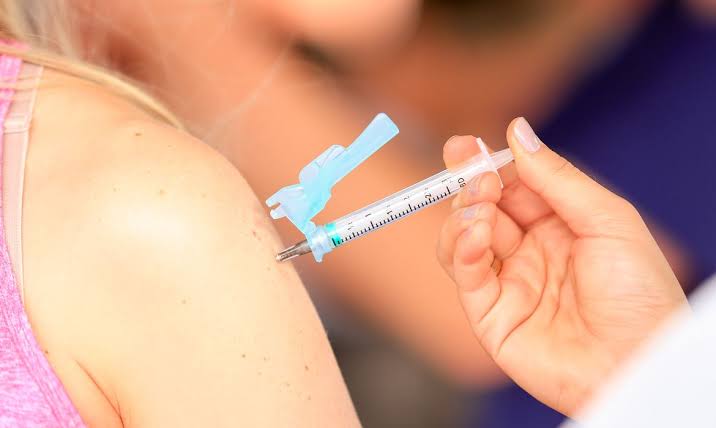 Petrópolis vai retomar a vacinação de adolescentes de 12 a 17 anos sem comorbidades a partir da próxima segunda-feira (20)