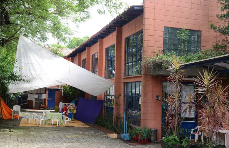 USP retoma aulas presenciais para vacinados contra covid-19