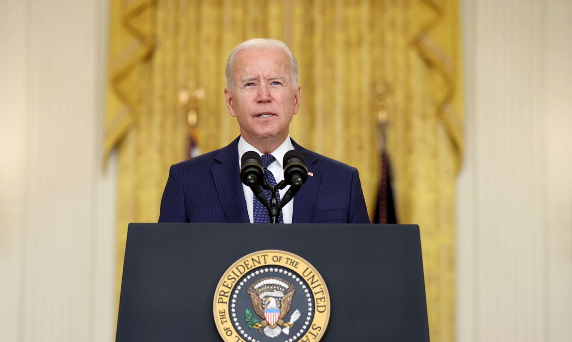 Biden diz que EUA têm compromisso de defender Taiwan